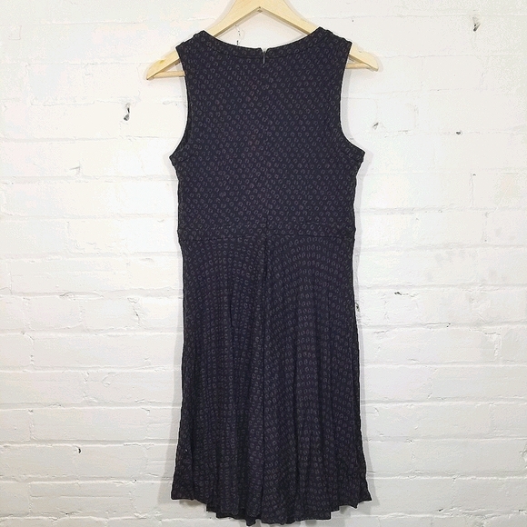 Ann Taylor LOFT- Casual Dress - Medium(Petite) - Picture 3 of 7